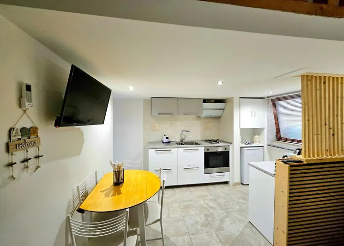 Guru House B&B Apartments